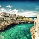 The Loft Polignano 公寓